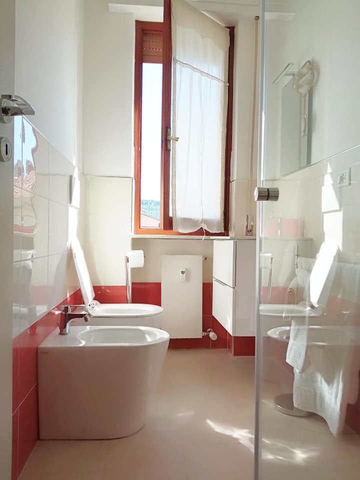 Nonna Pella Appartamenti - Corbezzolo Pietra Ligure Room photo